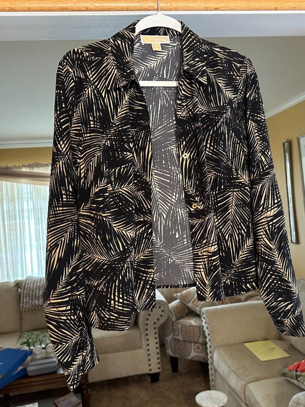 Michael Kors Black and Beige Leaf Design Short waist Top - size L